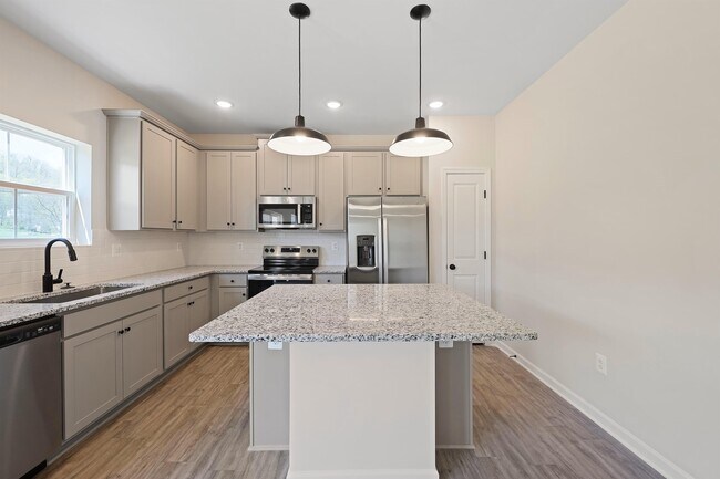 Building Photo - 214 Scoter Rd