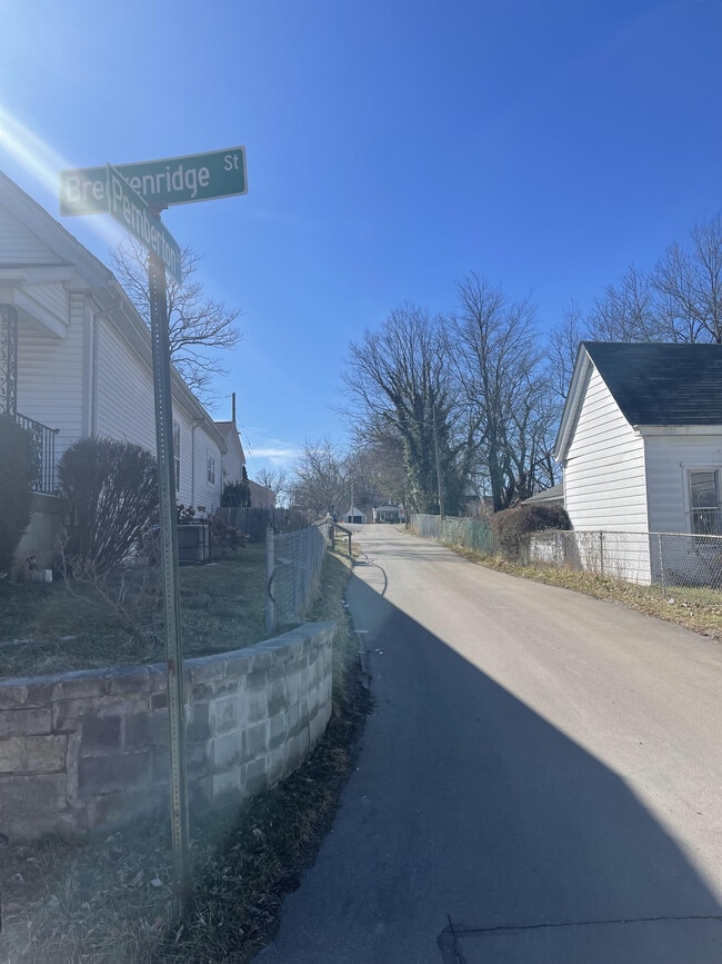 Photo - 418 Breckenridge St House