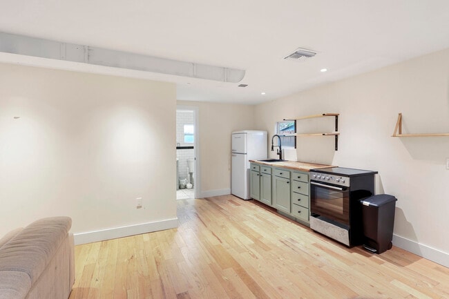 Building Photo - 1309 Florida Ave