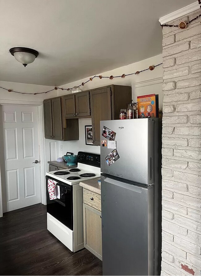 Foto del edificio - 131 S 56th Ave W