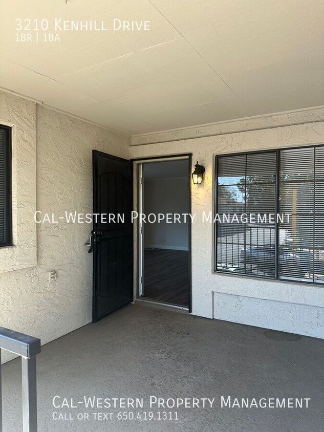 Primary Photo - 3210 Kenhill Dr