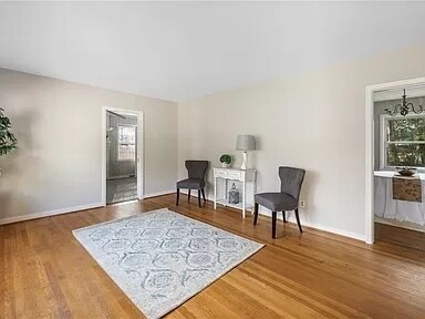 Building Photo - 9403 Wyndhurst Dr
