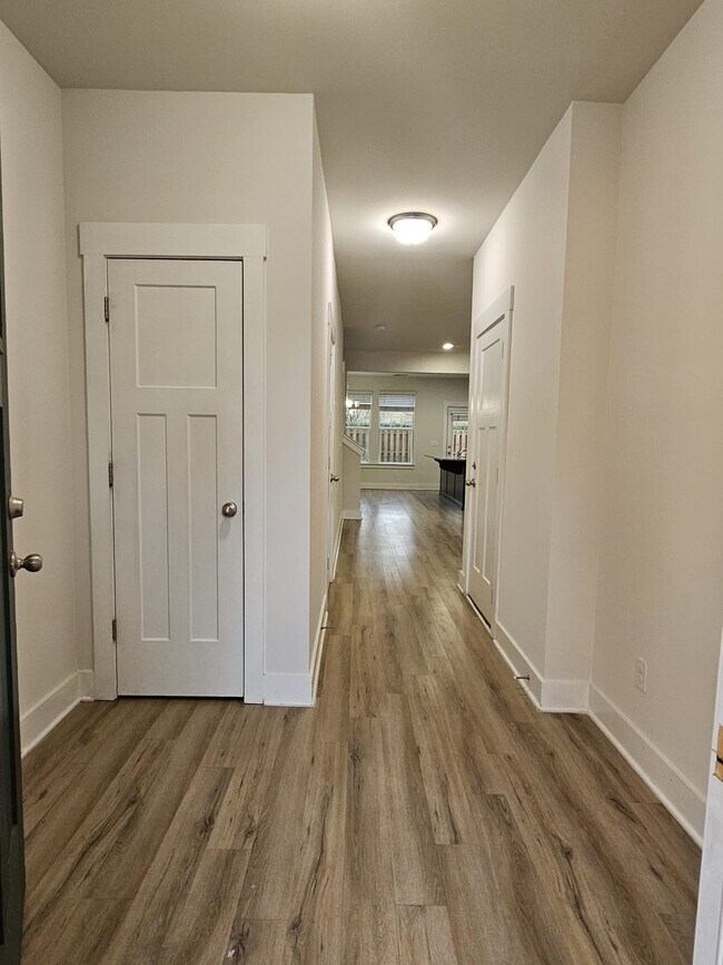 Foto del edificio - 114 Lerner Ct