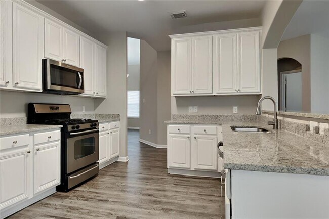 Building Photo - 6918 Summer Bridge Ln