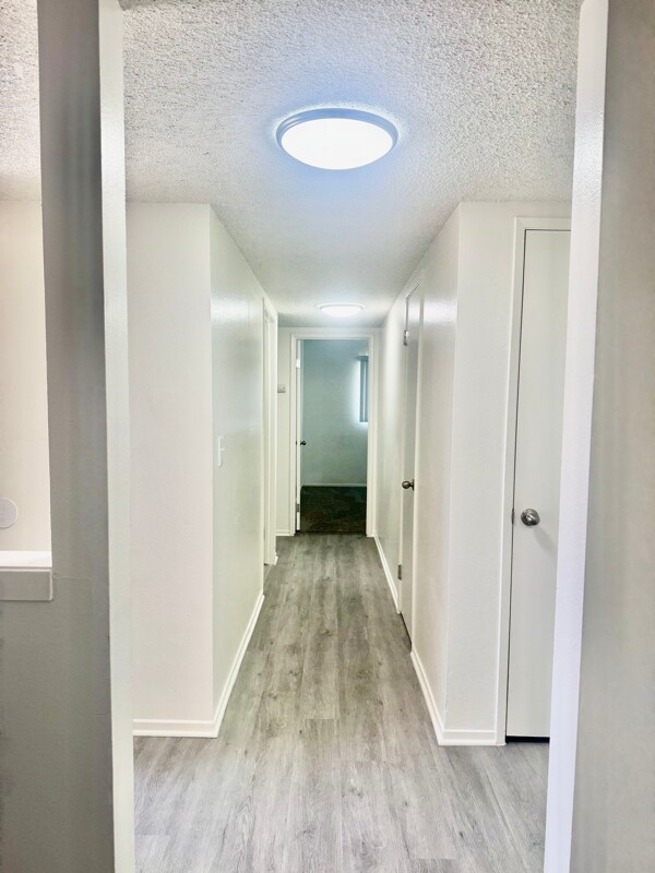 Foto del edificio - 16862 Lynn Lane