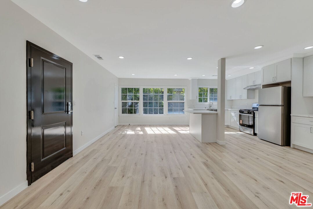 Foto principal - 853 S Bedford St