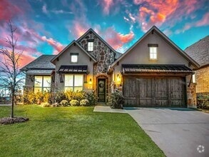 Building Photo - 6201 Savannah Oak Trail