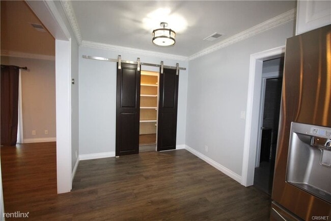 Building Photo - 5 br, 3 bath House - 19429 Mayall St