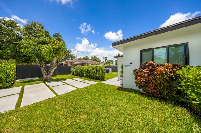 Building Photo - 5194 NW 15th Ave