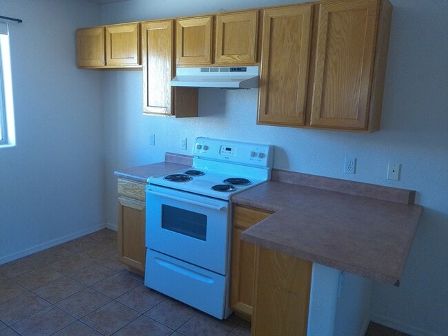 Building Photo - 2231 Sandwood Dr