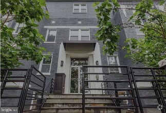 Building Photo - 1409 G St NE