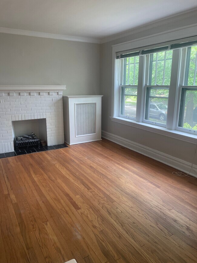 Foto del edificio - 5244 Bancroft Ave