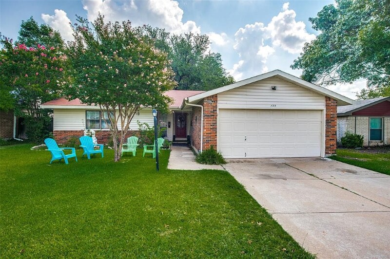 Primary Photo - 123 Village Dr