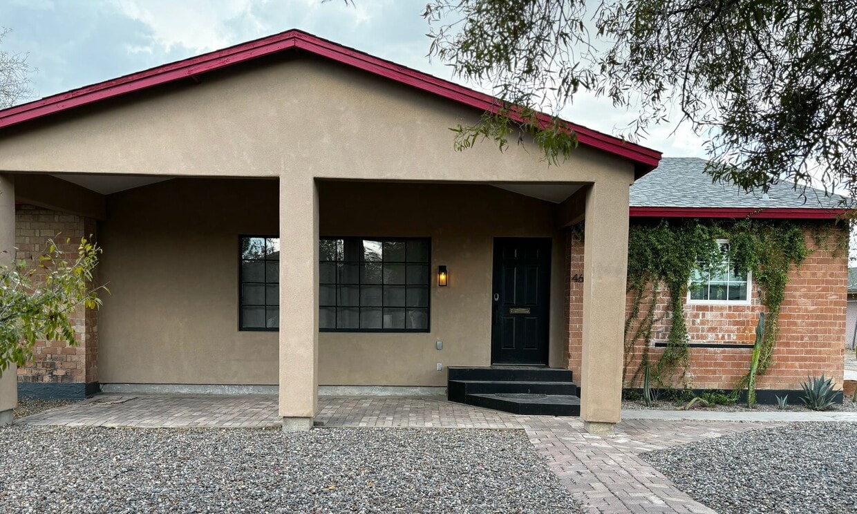 Primary Photo - Updated 4 Bedroom Mesa Home
