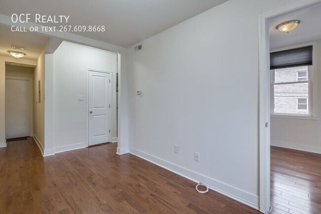 Foto del edificio - 1200 Point Breeze Ave