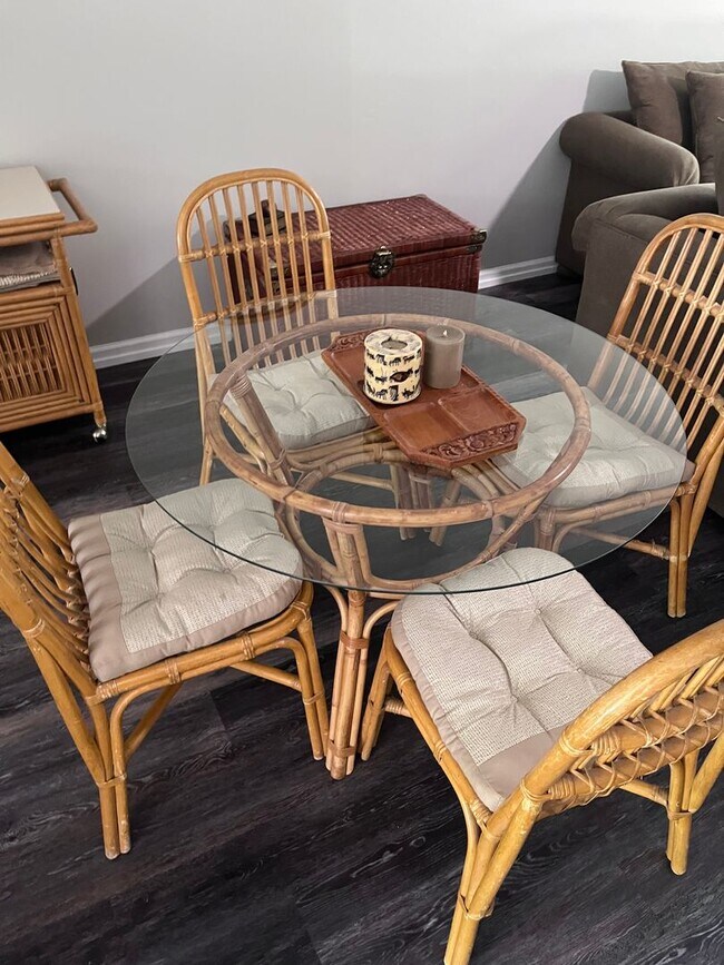 Foto del edificio - 1503 Sherbrooke Cir