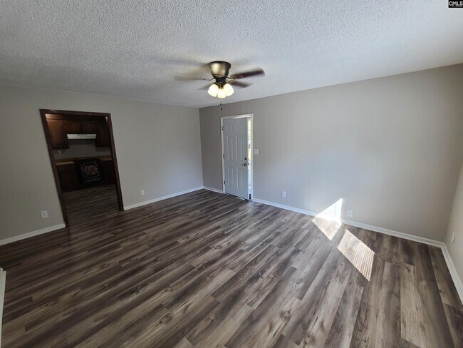 Foto del edificio - 134 Calvin Ct