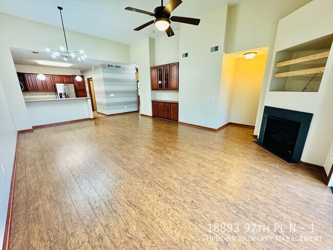 Foto del edificio - 18893 97th Pl N