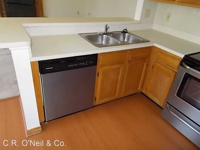 Building Photo - 4 br, 2.5 bath House - 604 Ridenour Road