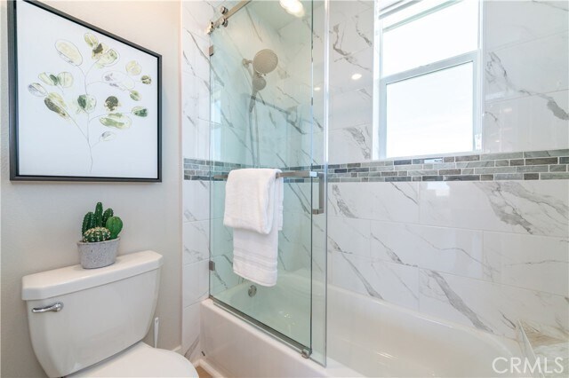 Building Photo - 62 Cartwheel