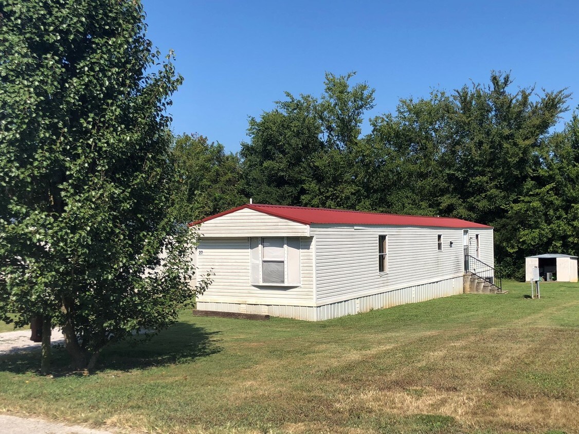 1970 Fayetteville Hwy, Belfast, TN 37019 House Rental in Belfast, TN