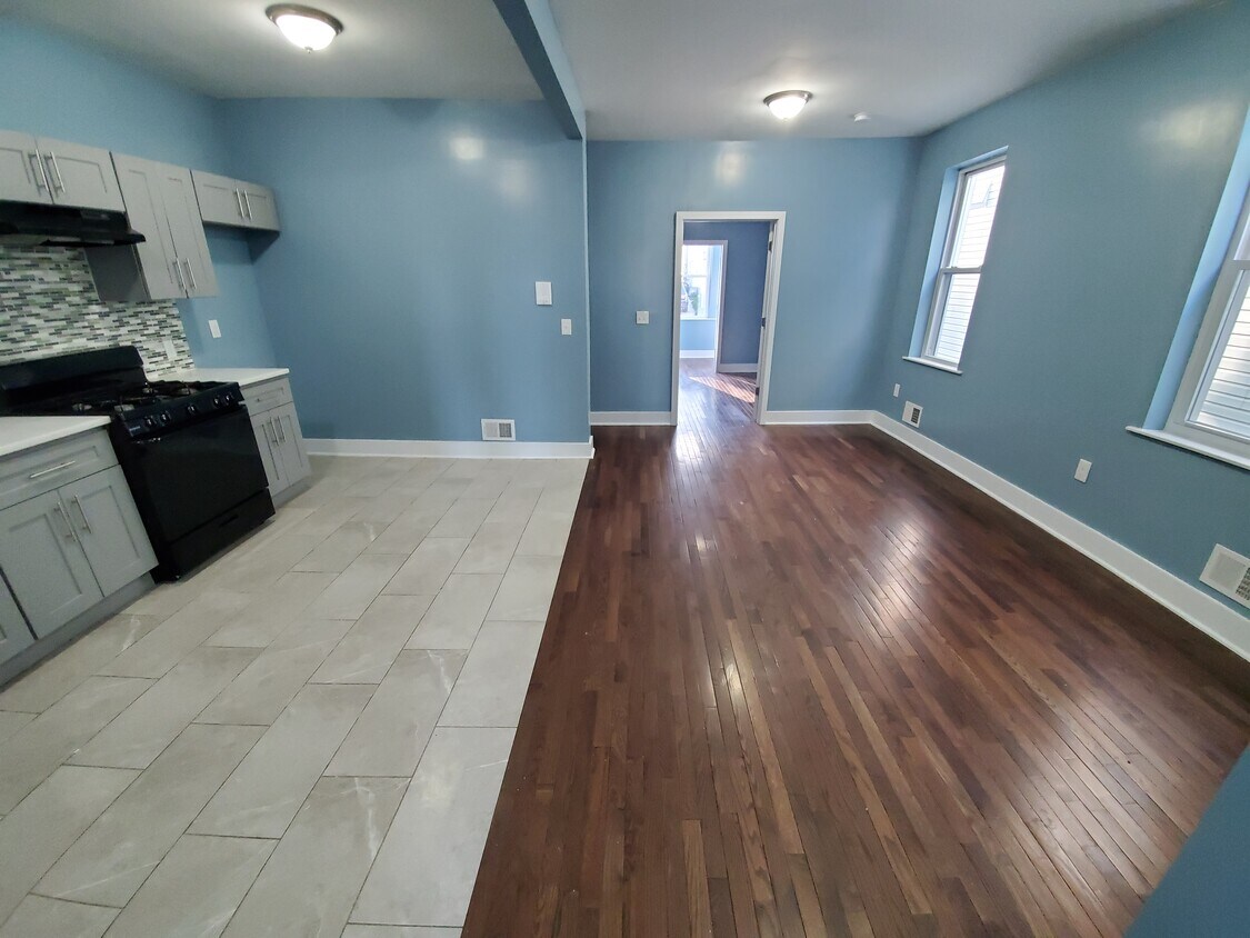 156 Randolph Ave, Jersey City, NJ 07305 Apartments 156 Randolph Ave