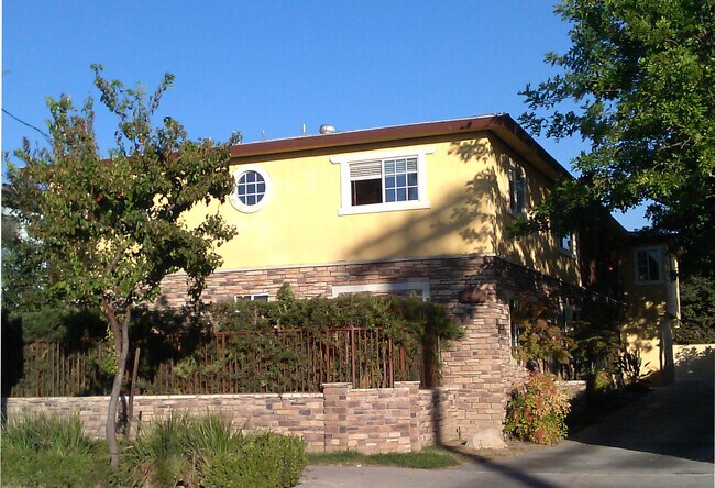Building Front - 5626 Laurel Canyon Blvd