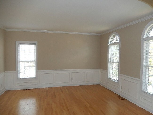 Building Photo - 12417 Brandon Hall Drive