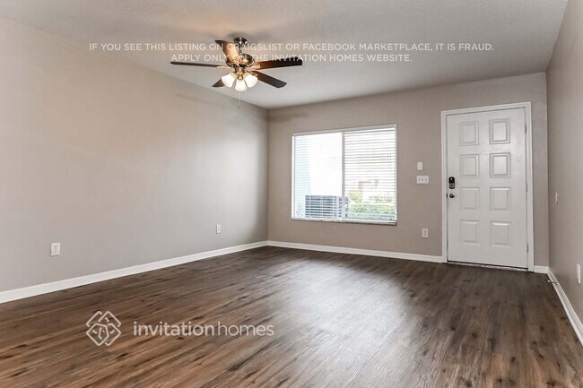 Building Photo - 2125 Fluorshire Dr
