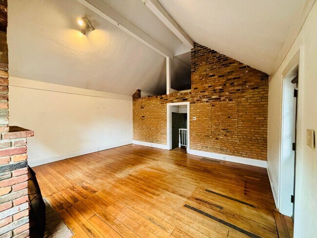 Foto del edificio - 552 S 6th St
