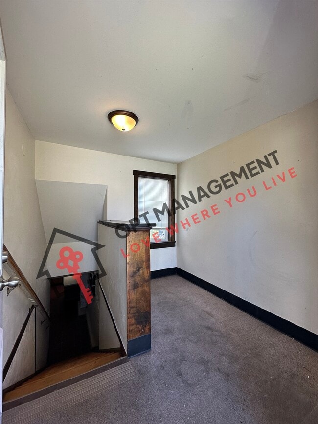 Photo - 720 S 5th St Apartment