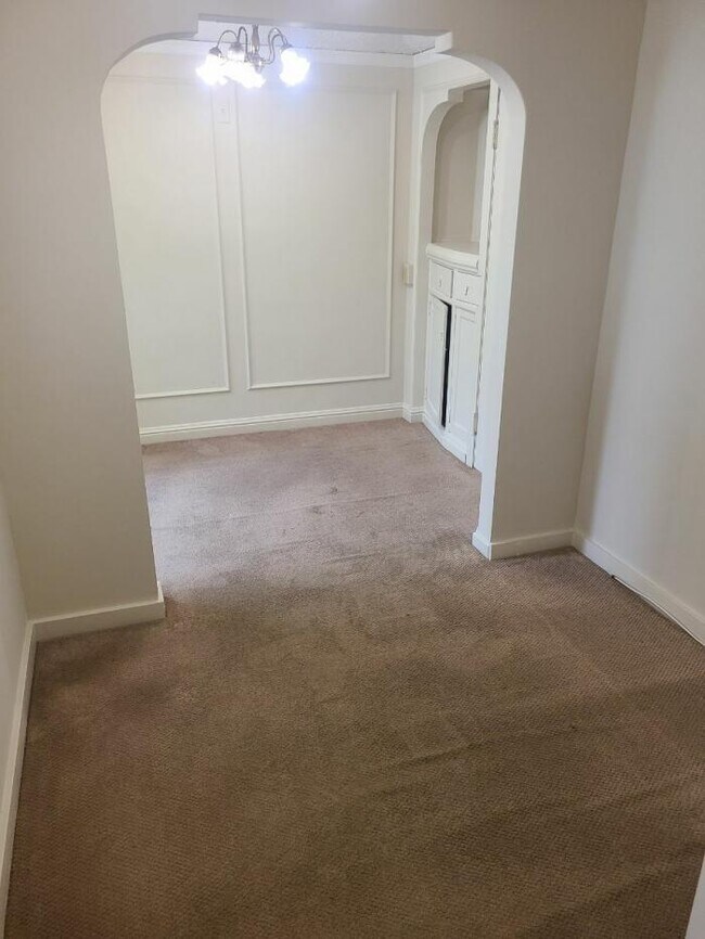 Building Photo - 1 bedroom in San Francisco CA 94116