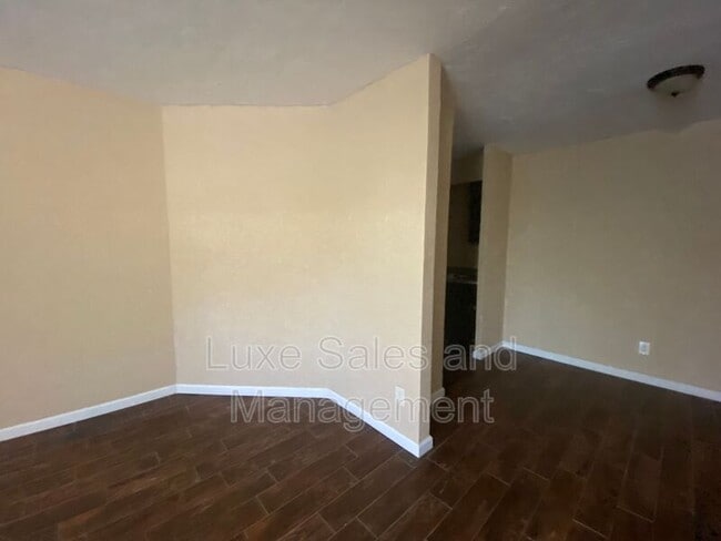 Photo - 6024 NW Expressway Apartment