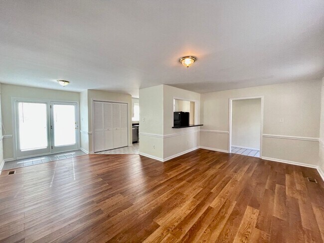 Building Photo - 5101 Cheshire Drive, N. Prince George