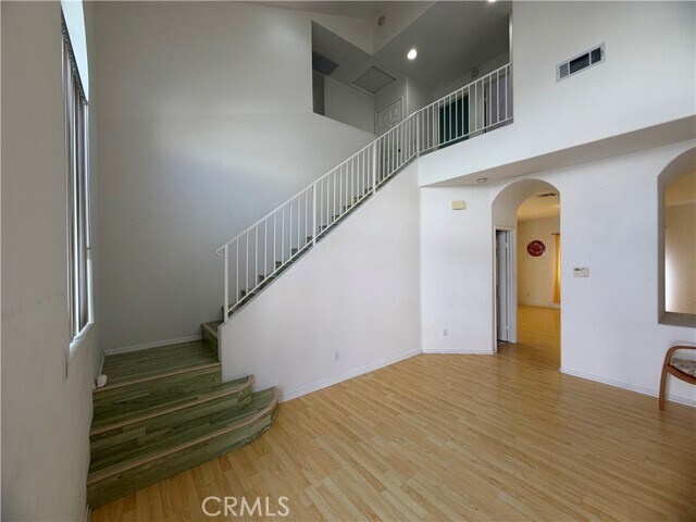 Foto del edificio - 23812 Los Codona Ave