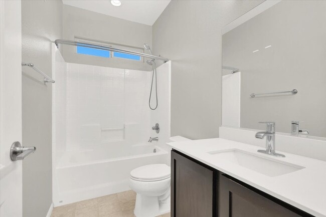 Building Photo - 6732 Journey Hills Ct