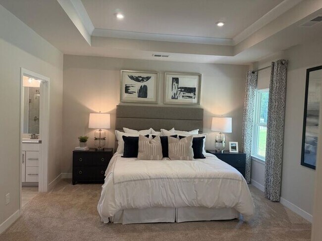 Foto del edificio - BRAND NEW CONSTRUCTION IN CANTERBROOK FARMS FOUNTAIN INN! 3 BED 2 BATH