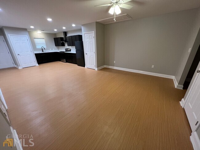 Building Photo - 1071 Bramblewood Dr