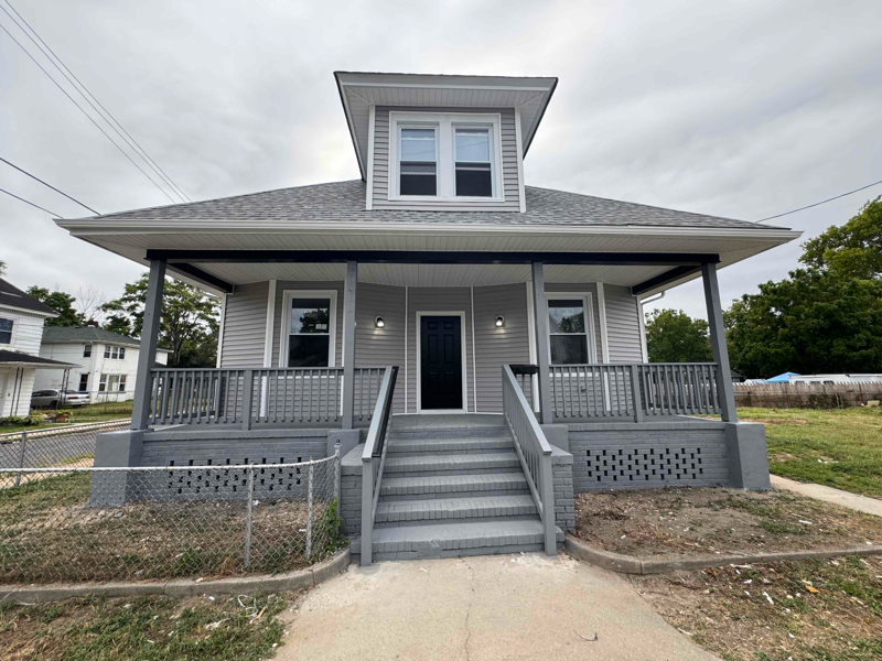 Primary Photo - 100 N 6th St