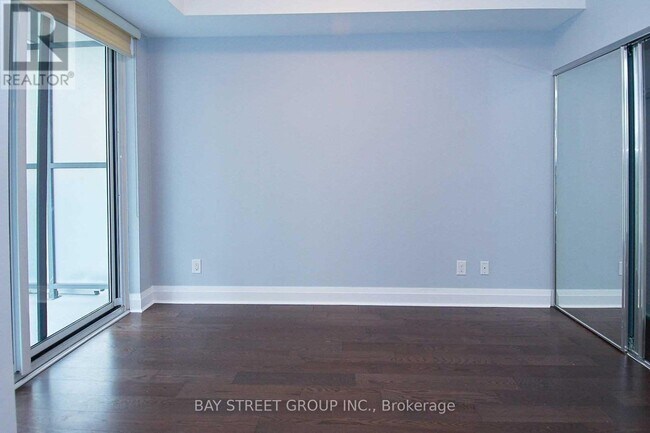 Building Photo - 1080 Bay St.