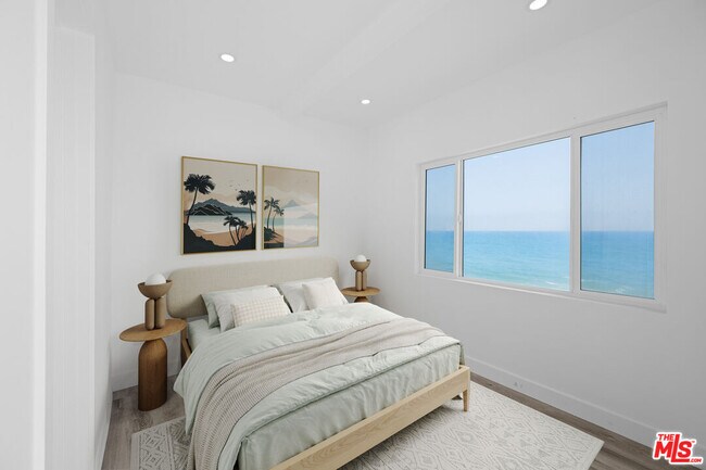 Foto del edificio - 25154 Malibu Rd