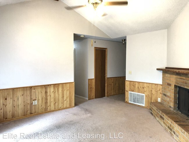 Building Photo - 10324 Koch Dr