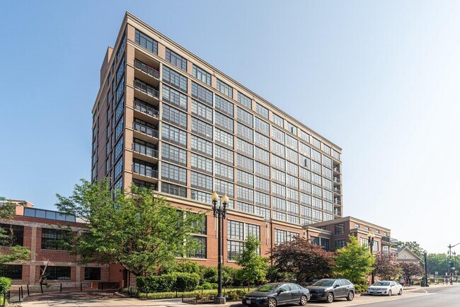 Foto del edificio - 437 New York Ave NW