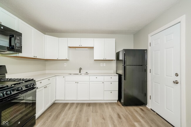 Foto del edificio - 3730 Erin Dr