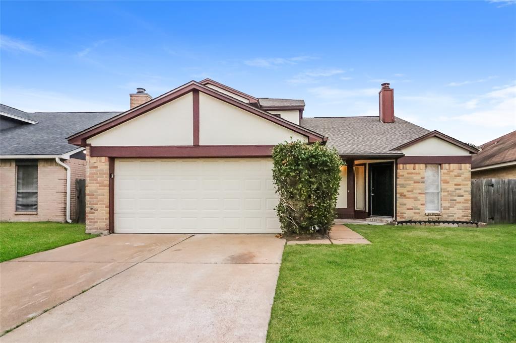 Primary Photo - 8206 Sandy Glen Ln