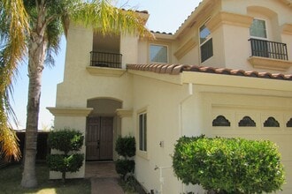 Building Photo - 576 Pearson Dr