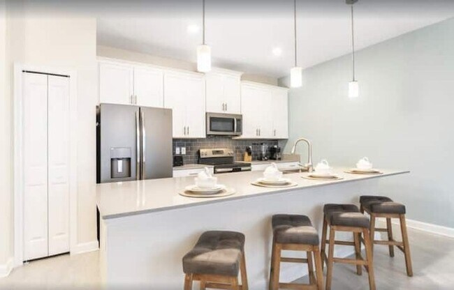 Foto del edificio - 440OC  20% OFF Weekly Stay 4BR Th With Poo...