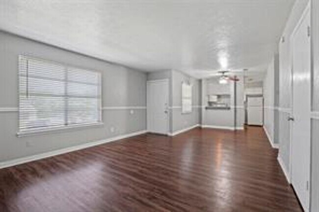 Foto del interior - Ennis Place