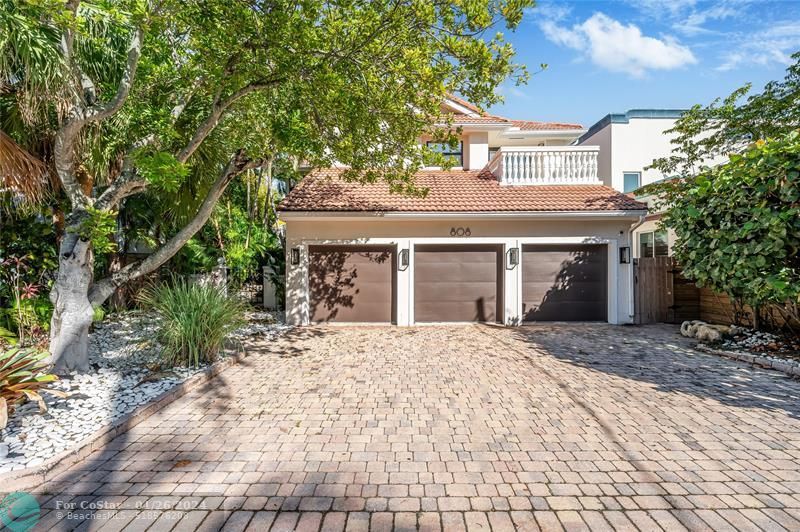 Primary Photo - 808 Solar Isle Dr