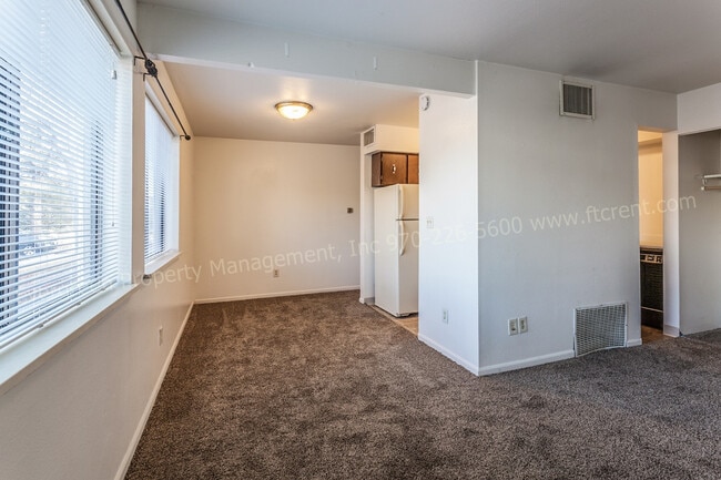 Building Photo - Bright 1 Bedroom Condo near CSU!